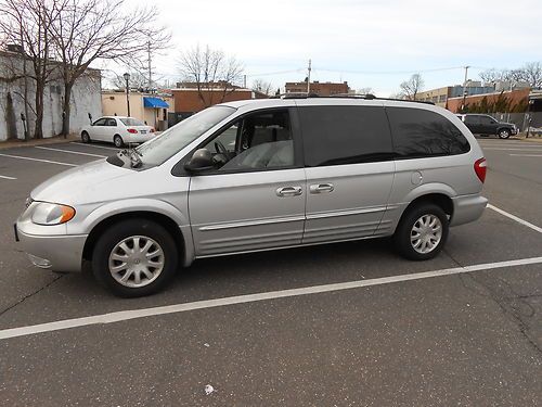 2003 chrysler town &amp; country 97k no reserve fully loaded &amp; fully serviced