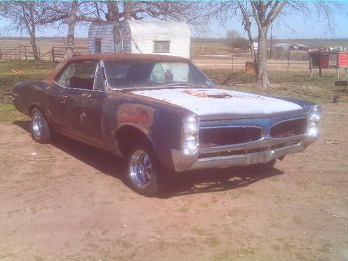1967 pontiac gto 242 signet gold with black vinyl top donor shell included