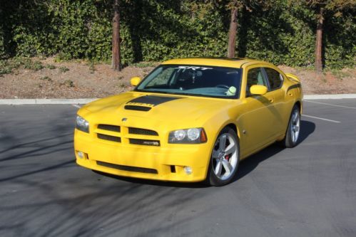 2007 dodge charger srt-8 super bee