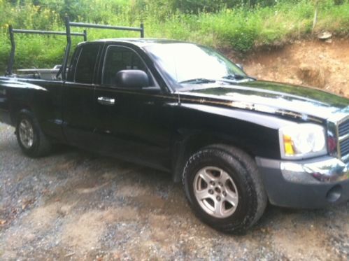 2005 dodge dakota slt extended cab pickup 4-door 3.7l 4x4