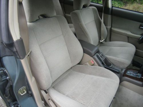 2001 Subaru Outback *FLORIDA CAR*, image 9