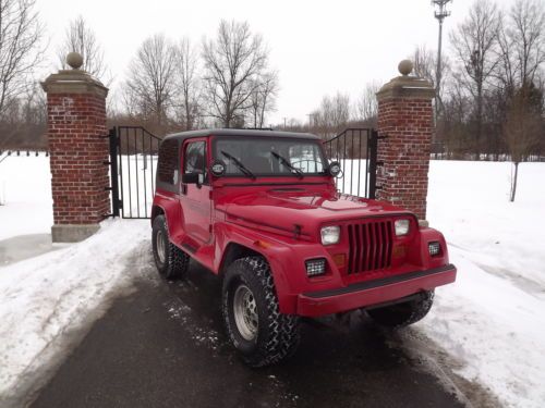 1992 4wd manual transmission 4.0l rare renegade 117k miles hardtop red interior