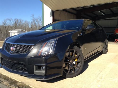 2013 cadillac cts v coupe 2-door 6.2l