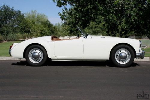 Mg mga 1600 1961 beautiful driving mga