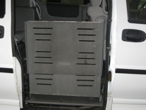 2008 Chevrolet Uplander LS Mini Passenger Van 4-Door 3.9L, image 3