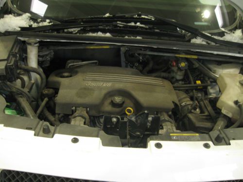 2008 Chevrolet Uplander LS Mini Passenger Van 4-Door 3.9L, image 11