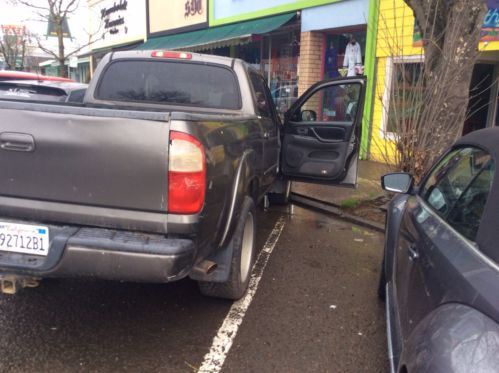 Clean 2004 LOADED Toyota Crew Cab 4x4 Tundra. Grey, leather, TRD pkg and MORE!, US $8,600.00, image 7