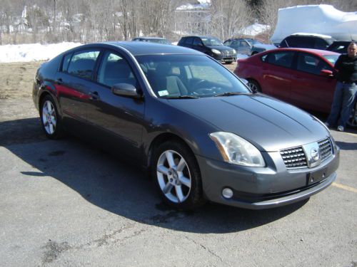 2006 nissan maxima se sedan 4-door 3.5l special edition 6 speed