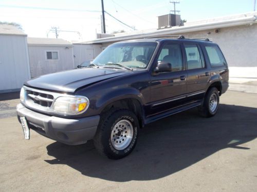 2000 ford explorer, no reserve