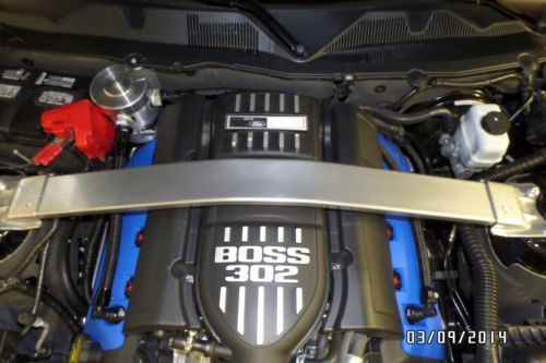 2013 BOSS 302 LAGUNA SECA 2300 MILES, image 4