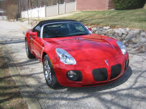 Pontiac solstice gxp turbo w/ 5112 actual miles