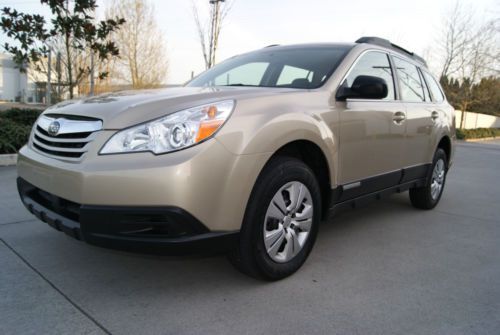 2010 subaru outback 2.5i. harvest gold metallic. 35k miles. 1 owner. beautiful!