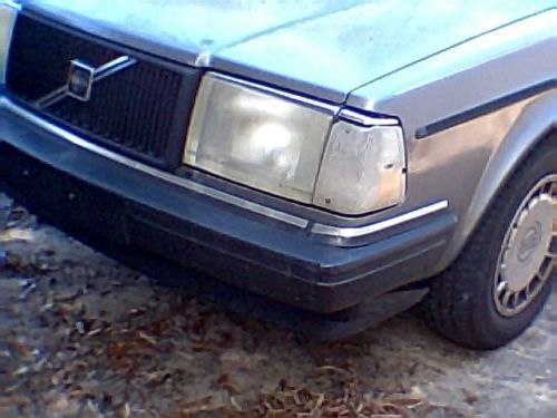 1992 volvo 240 base sedan 4-door 2.3l