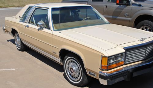 1982 ford  crown victoria ltd