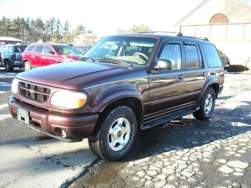 2000 ford explorer