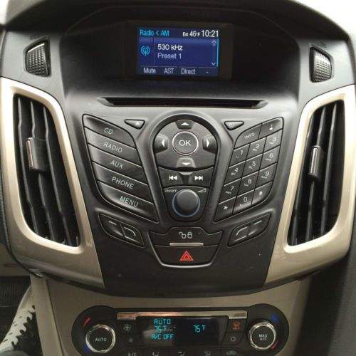 2012 Ford Focus SEL LOW 40K MILES FWD SALVAGE NO RESERVE SALVAGE, image 13