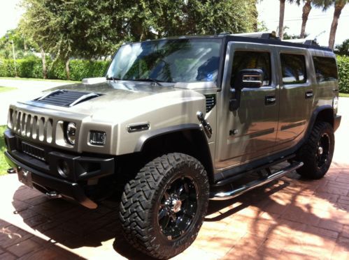 Hummer h2 suv 2007 8,900 miles