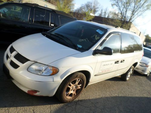 2003 dodge grand caravan handie cap equiped