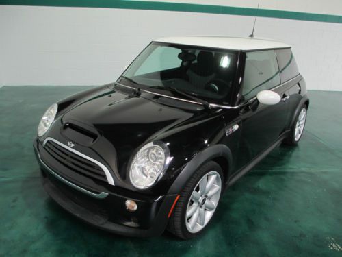 2005 mini cooper s hatchback 2-door 1.6l