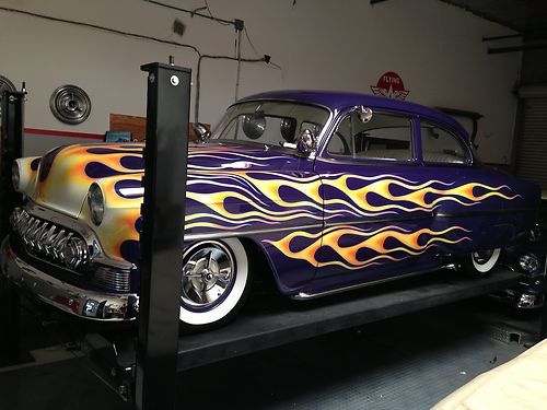 Beautiful 50's custom, retro 50's style, incredible paint/flames, frame off.