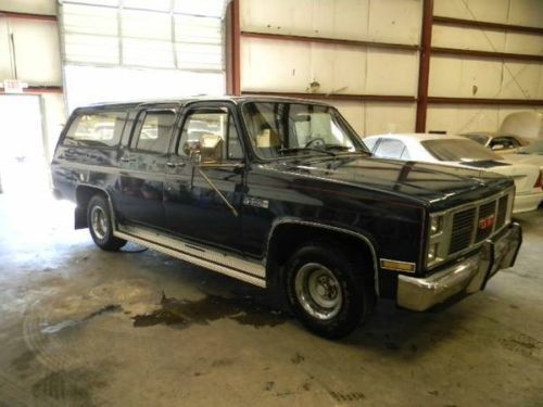 1986 gmc suburban 6.2 diesel 1 owner low miles super nice cond.