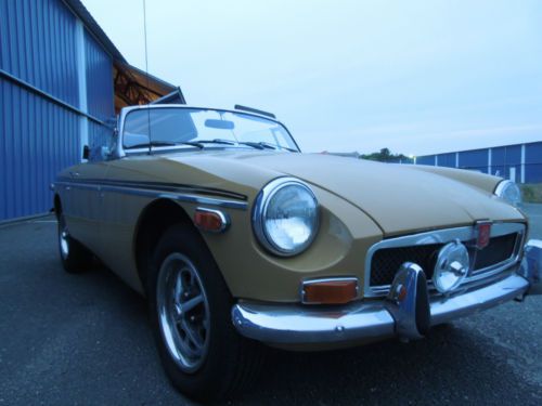 Collector selling a very original 1973 mgb roadster