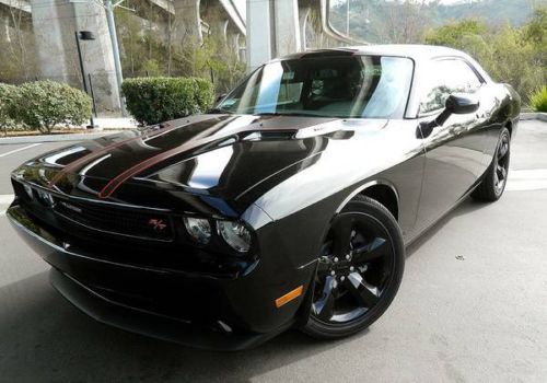 2013 dodge challenger r/t coupe 2-door 5.7l blacktop limited edition