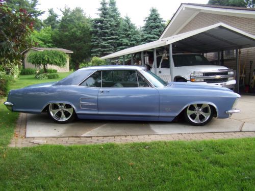 1963 buick reviera