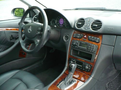 2004 Mercedes-Benz CLK320 Base Coupe 2-Door 3.2L, image 4