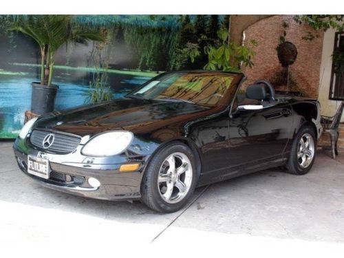 Slk320 convertible 3.2l designo edition stability control rear wheel drive abs
