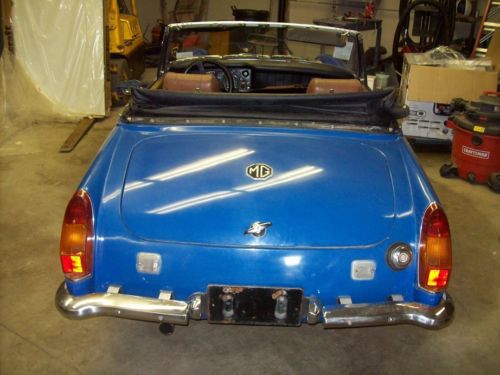 1974 mg midget base convertible 2-door 1.3l