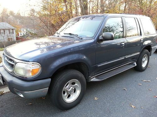 1999 ford explorer xlt suv 4-door 4.0l - amazing deal!