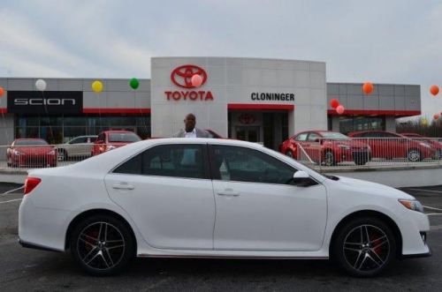 2014 toyota camry se