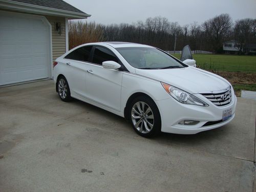 2011 hyundai sonata limited sedan 4-door 2.0l