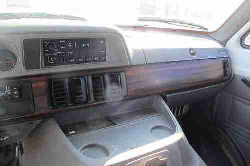 1996 Dodge B250 Van, image 6