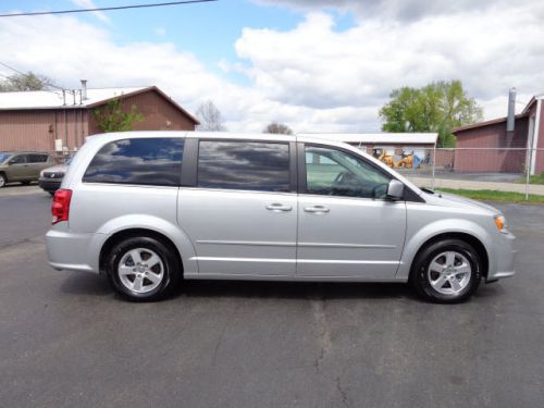 2012 dodge grand caravan crew