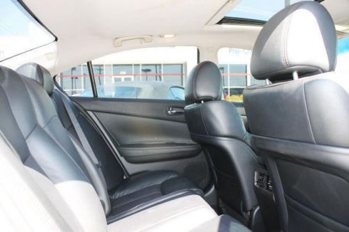 2010 nissan maxima sv