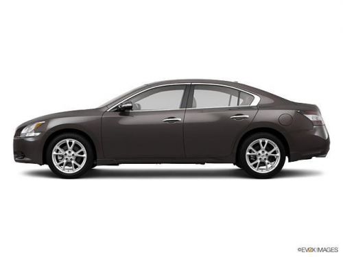 2013 nissan maxima sv