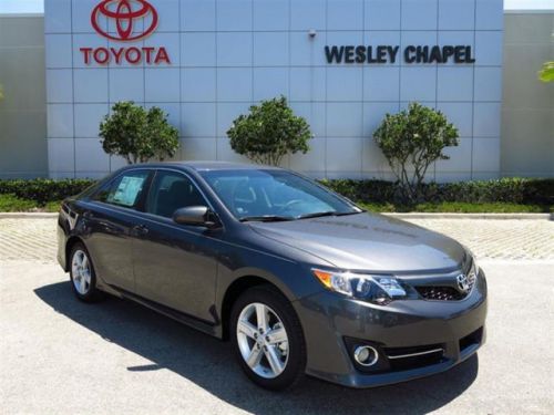 2014 toyota camry se