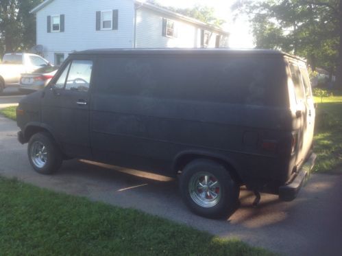 1983 chevy shorty, sport van