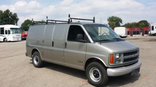 2002 chevrolet express 3500 base standard cargo van 3-door 5.7l with racking