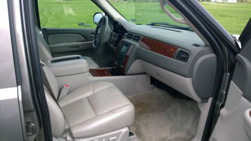 2007 Chevrolet Tahoe LTZ Sport Utility 4-Door 5.3L, US $15,900.00, image 13