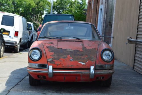 Porsche 911 1966, First Porsche produced in 1966, ultra rare find, excellent car, image 4