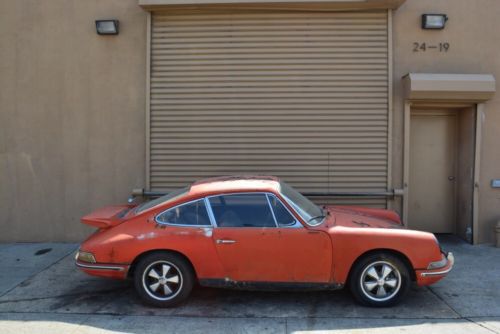 Porsche 911 1966, First Porsche produced in 1966, ultra rare find, excellent car, image 5