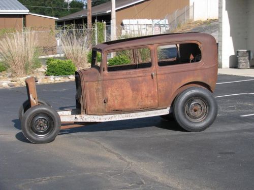 1932 ford two door sedan project