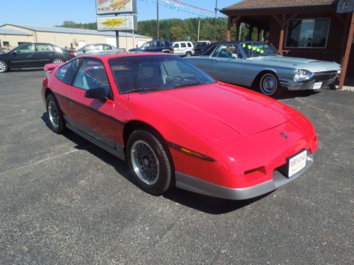 1986 pontiac fiero gt coupe 2-door 54,000 miles! extra clean!