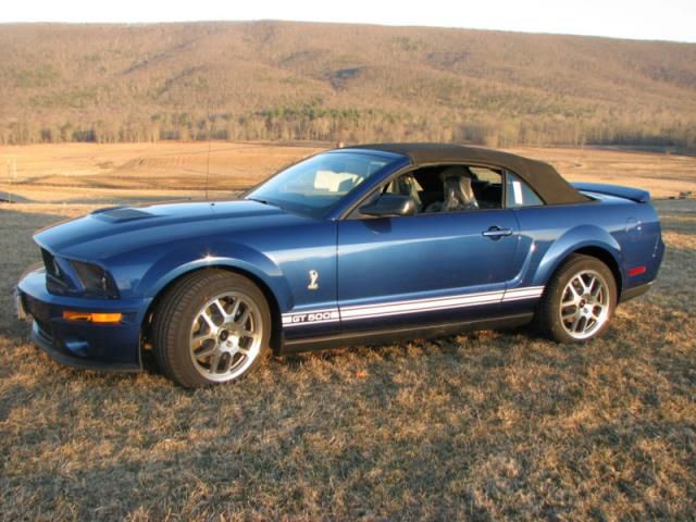 Ford mustang gt500