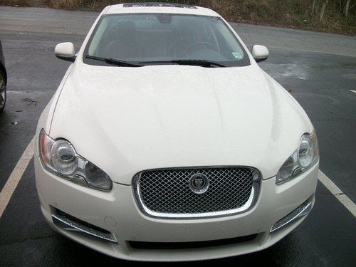 **wow super clean 2010 jaguar xf premium package**