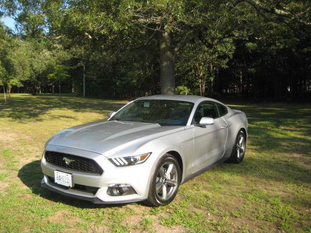 2015 ford mustang v6 coupe 2-door