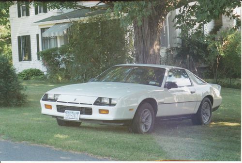 1987 chevrolet camaro sport coupe 2-door 5.0l